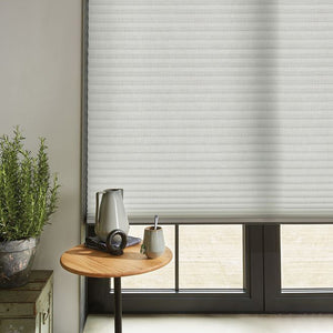 BLINDS OUTLETS Cordless Cellular Shades in Blackout/Light Filtering